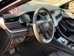 جیپ گراند شیرۆکی